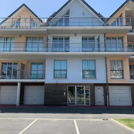 Blue Bay Terrasse 아파트